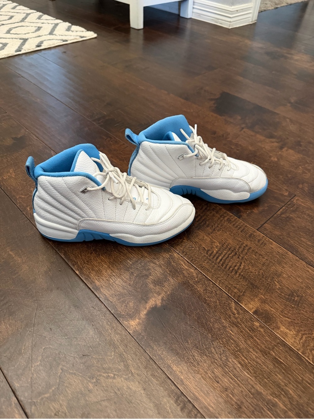 Nike Air Jordan Kids' Grade School Jordan 12 Retro Basketball Shoes